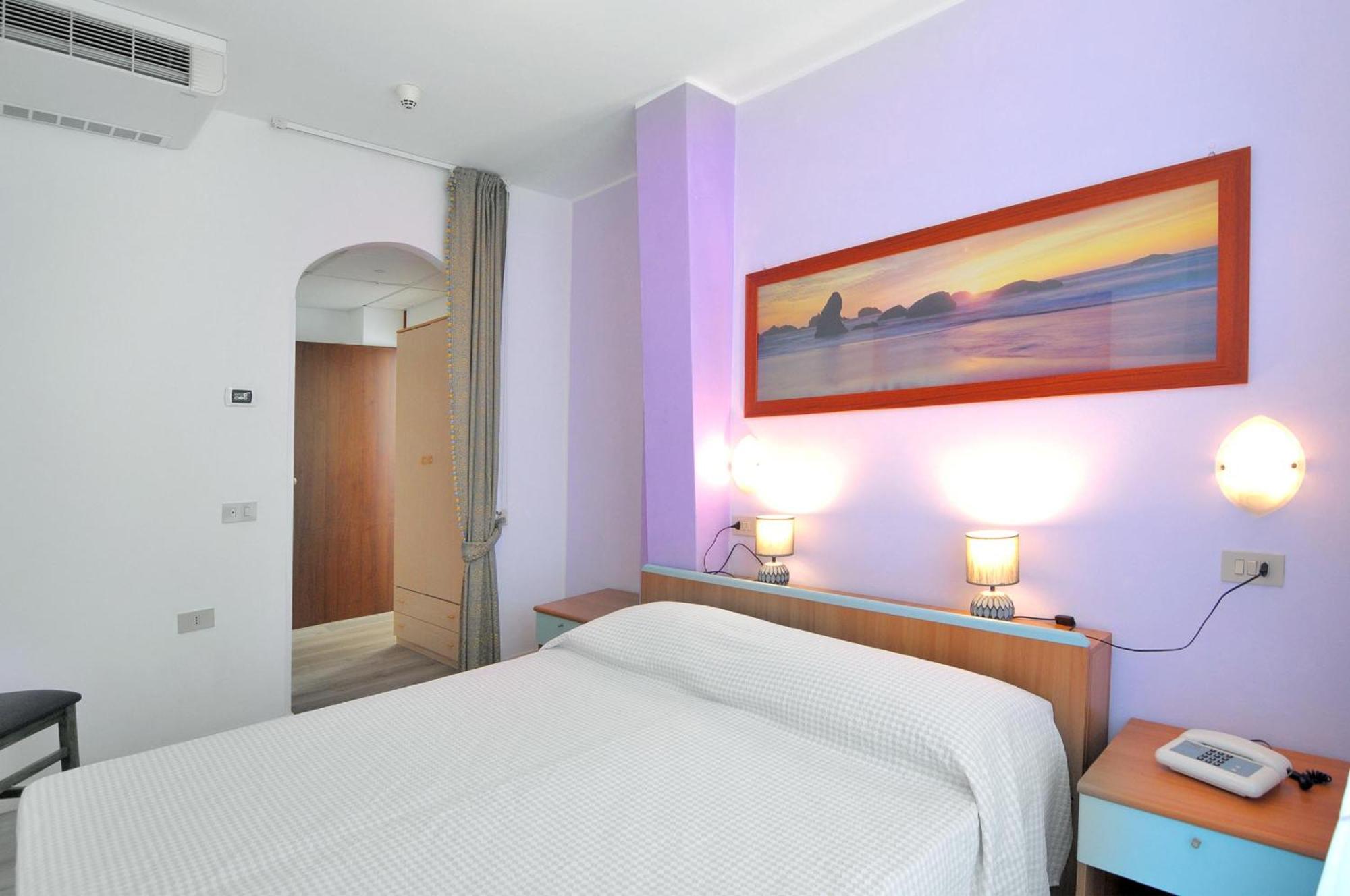 Oliver Hotel 3*