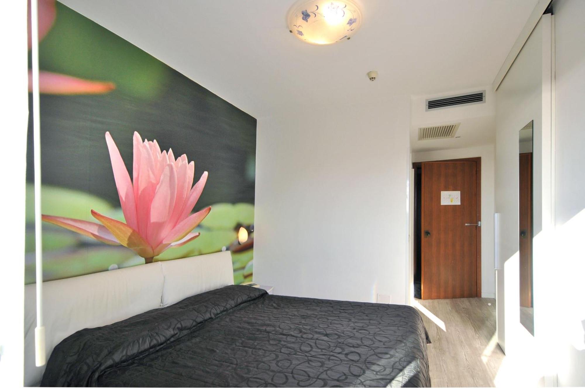 Oliver Hotel 3*