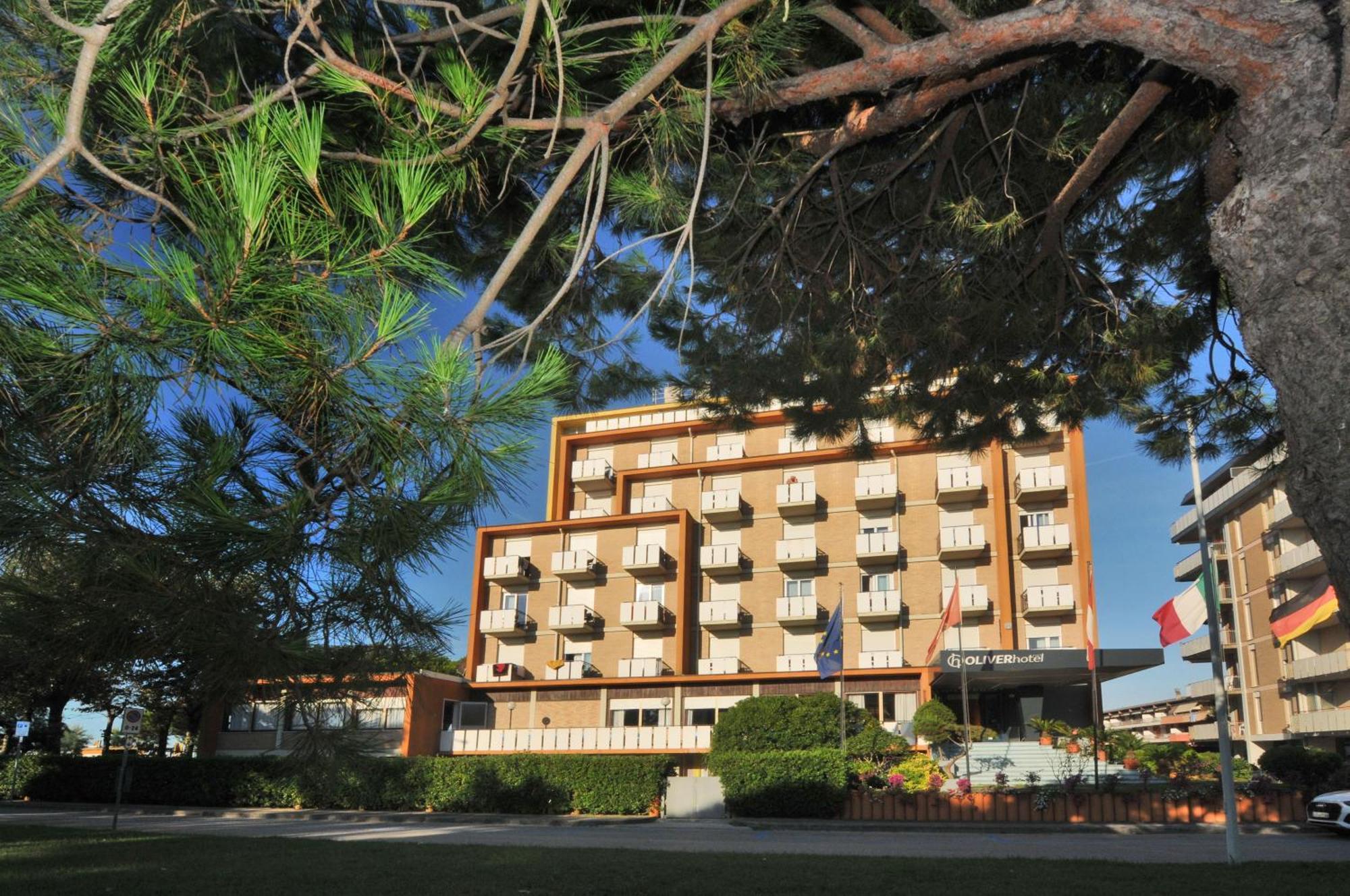 Hotel Oliver 3*